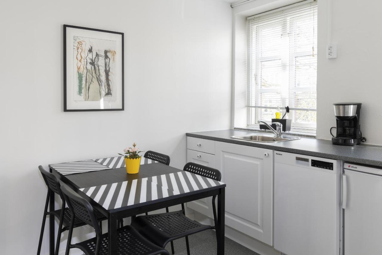 Aday - Apartment Suite 2 Aalborg Center ภายนอก รูปภาพ